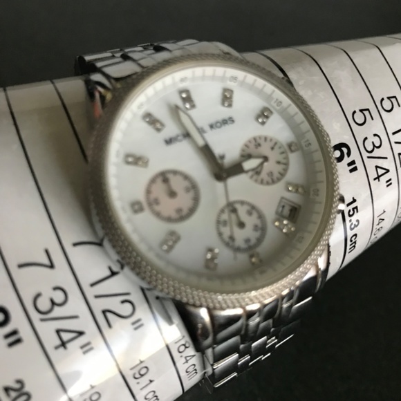 Michael Kors Ritz Silver-tone Women’s Watch MK-5020 - Picture 14 of 16